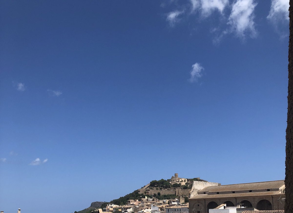 ankar29's tweet photo. El castillo de Capdepera https://t.co/4DaJk5vySX