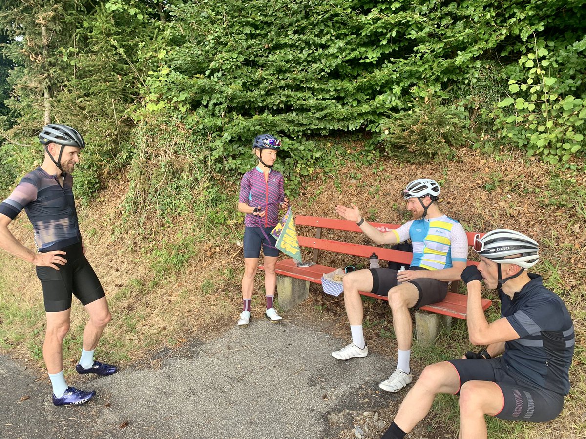 Having #TDFF mansplained on the morning ride… 😂

My response? HURRAH 🙌🏻

This is almost exactly what we* wanted, when we set up Le Tour Entier (google it if you don’t know) to campaign for a women’s #tourdefrance 9 years ago. 

...