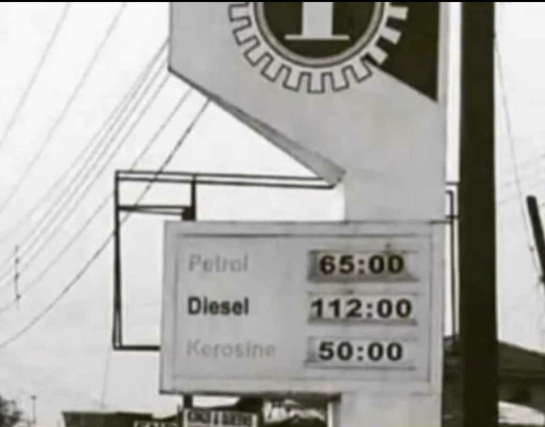 AdebisiAkorede6's tweet image. Throw Back Thursday 
         #TBT nla #GetUrPVC #OwoAttack