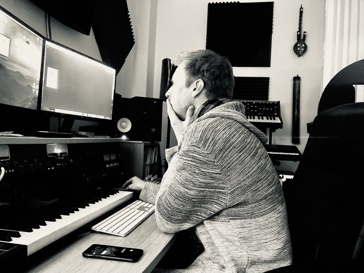 Happy birthday to our mix wizard <a href="/MattGillMusic/">Matt Gill</a> he really is the best 🙌🏻