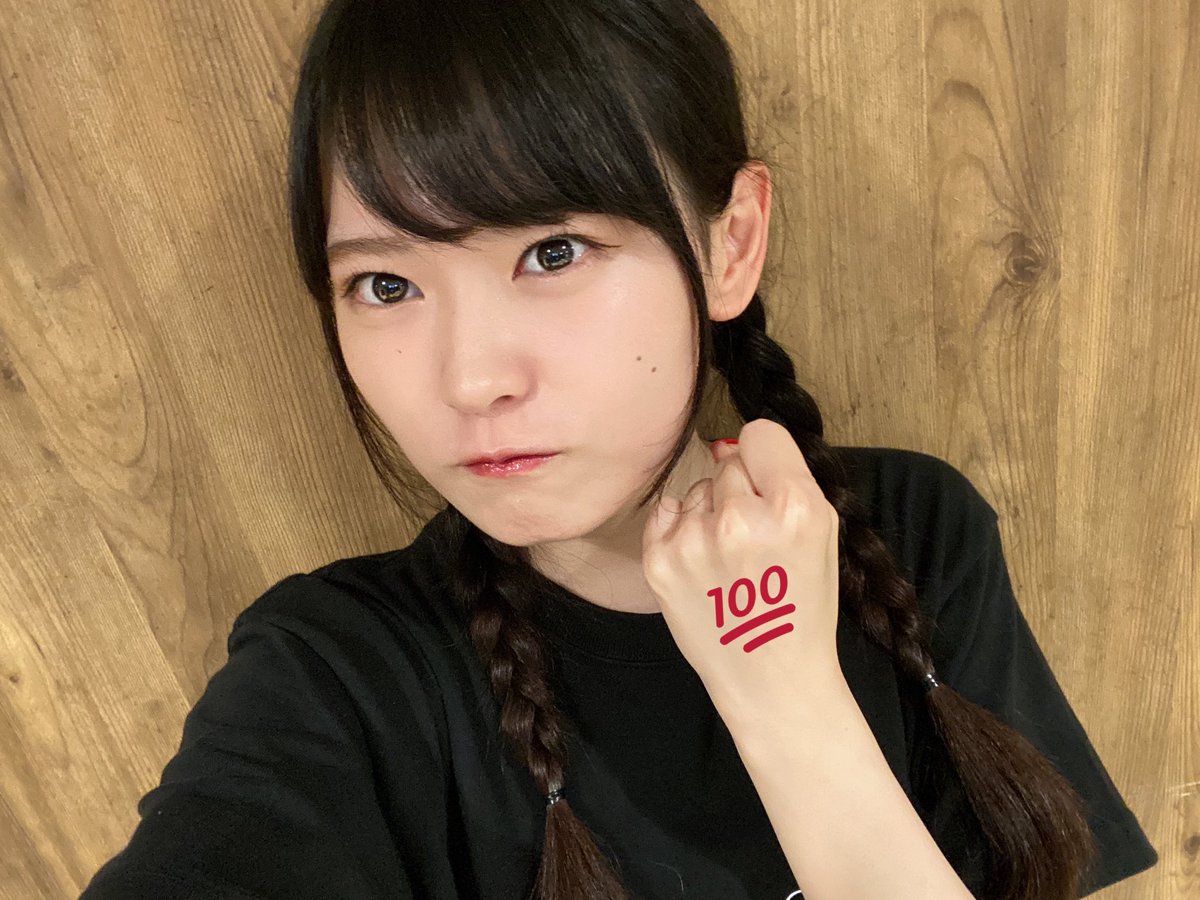 yagimashiro's tweet photo. #しぃゲー ありがとうございました!!
100点の拳がでた!!👊👊🔥🔥
皆のチャンピオン見たいって思いでチャンピオンがとれました🙆♀️💖
今日も見に来てくれてありがとう!
明日の #RadioSS も見てね🥳
#streamer
#Twitch
#APEX
#ApexLegends
【八木ましろTwitch🎮】
https://t.co/PEITbHAsT2 https://t.co/vDqVt6WKwc