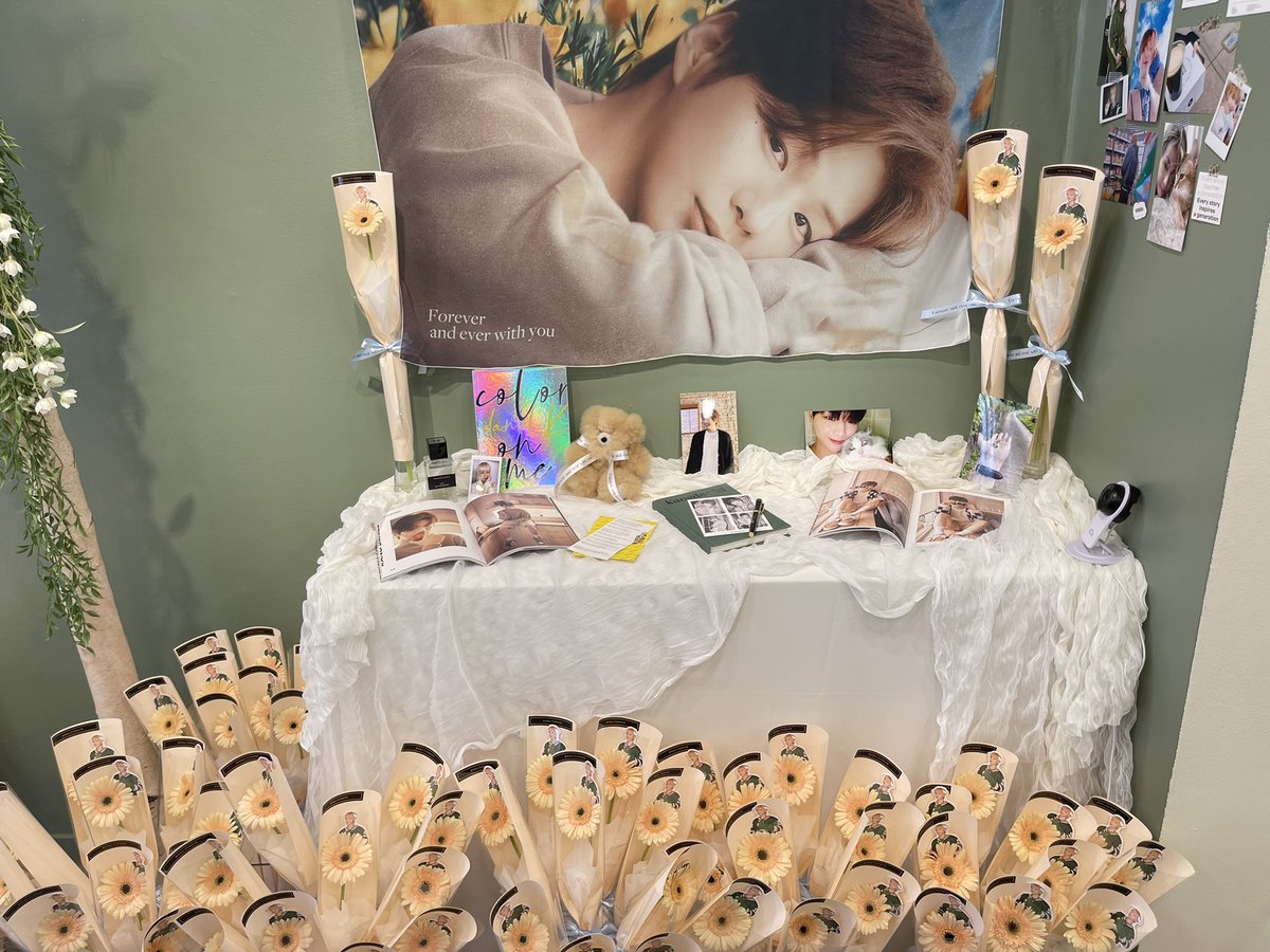 biglady_boss's tweet photo. 늦은 3주년후기 
바쁜 현생중에 기적처럼 생긴 여유시간 
가까운 압구정으로 go
@sweetescape0725 님 너무 이쁘게 꾸며주시고 사장님도 친절하셔서 행복했던 공간 
3-4명씩 들어가다보니 뒷분들 기다리셔서 짧지만 행복😻
🌼 보다플라워

#강아지_3년이면_꽃말을_읊는다
#forever_and_ever_with_Daniel https://t.co/HQ2G9pJHCi