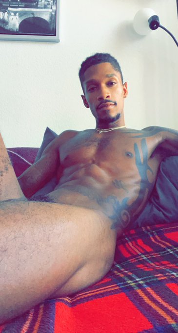 💿🪑 https://t.co/zB26nqQKYW