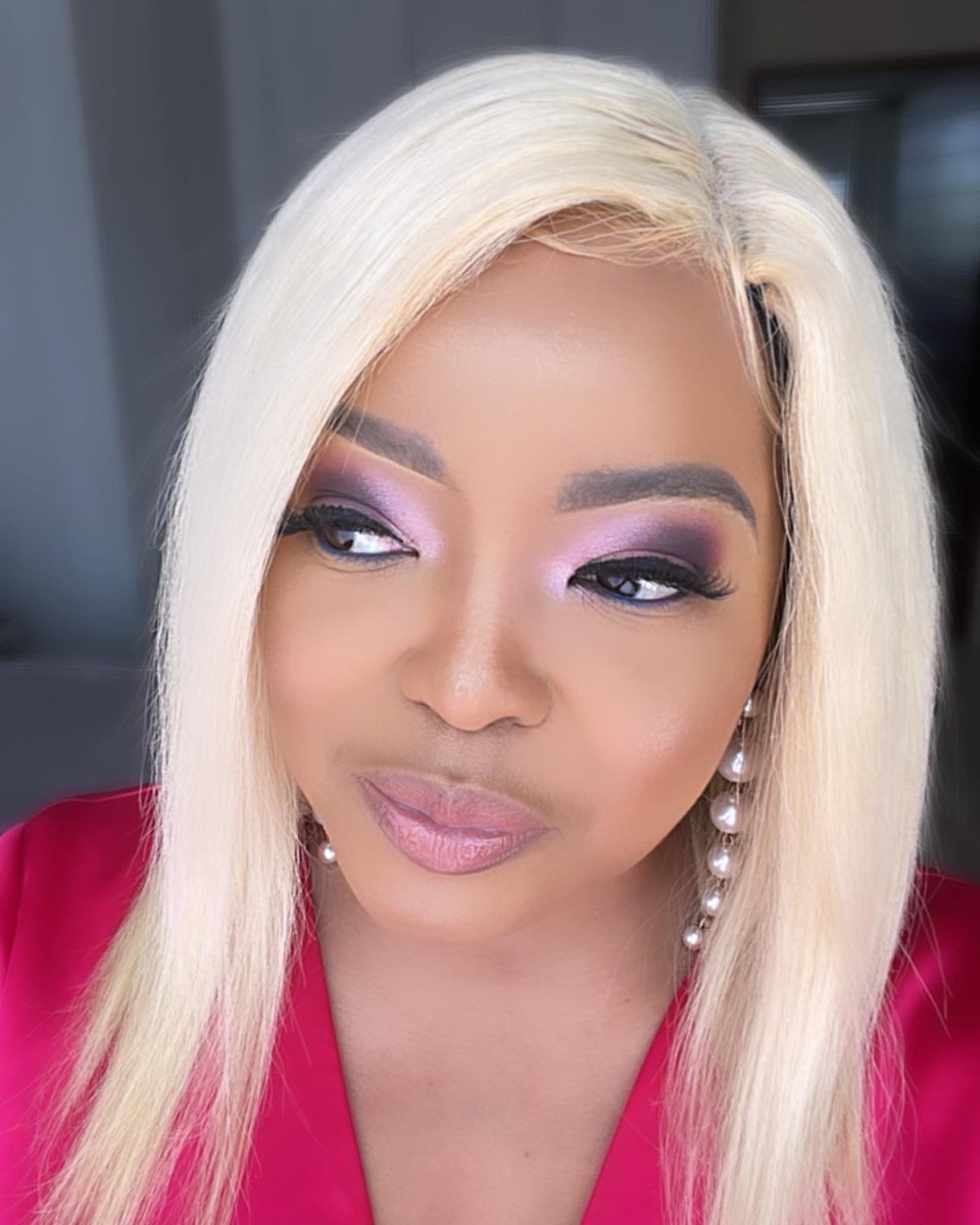 mokhothu_thato's tweet image. Final shooting of “Boss Ladies” season 2.  Stay tuned, I want to run away 🤦🏽‍♀️
Drama , Drama , Drama 😭😭😭
#bossladies #mojalove #womeninbusiness #thatom #channel157