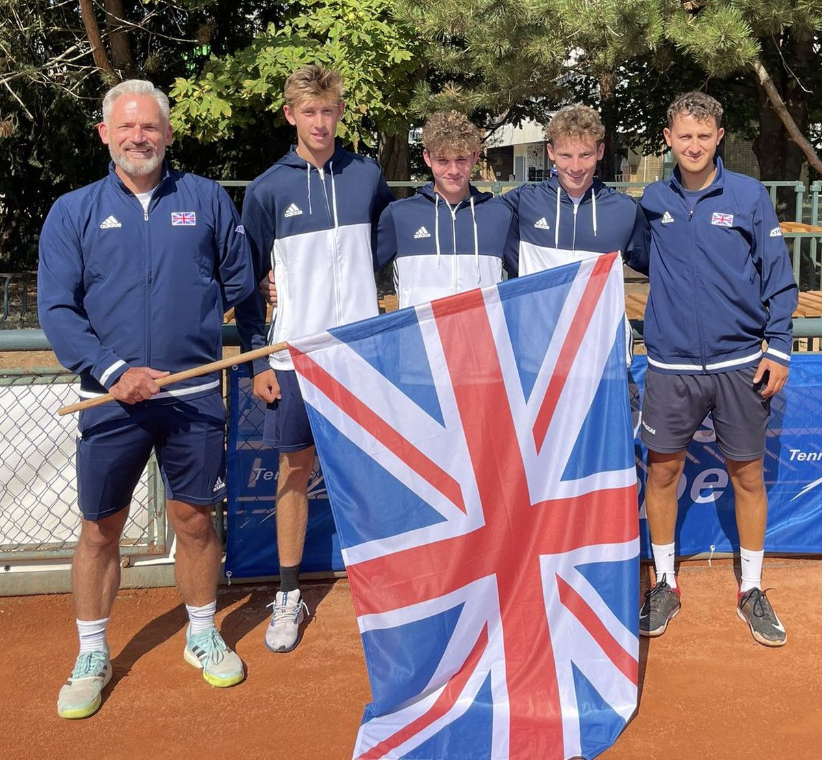 Martin Weston tweet media