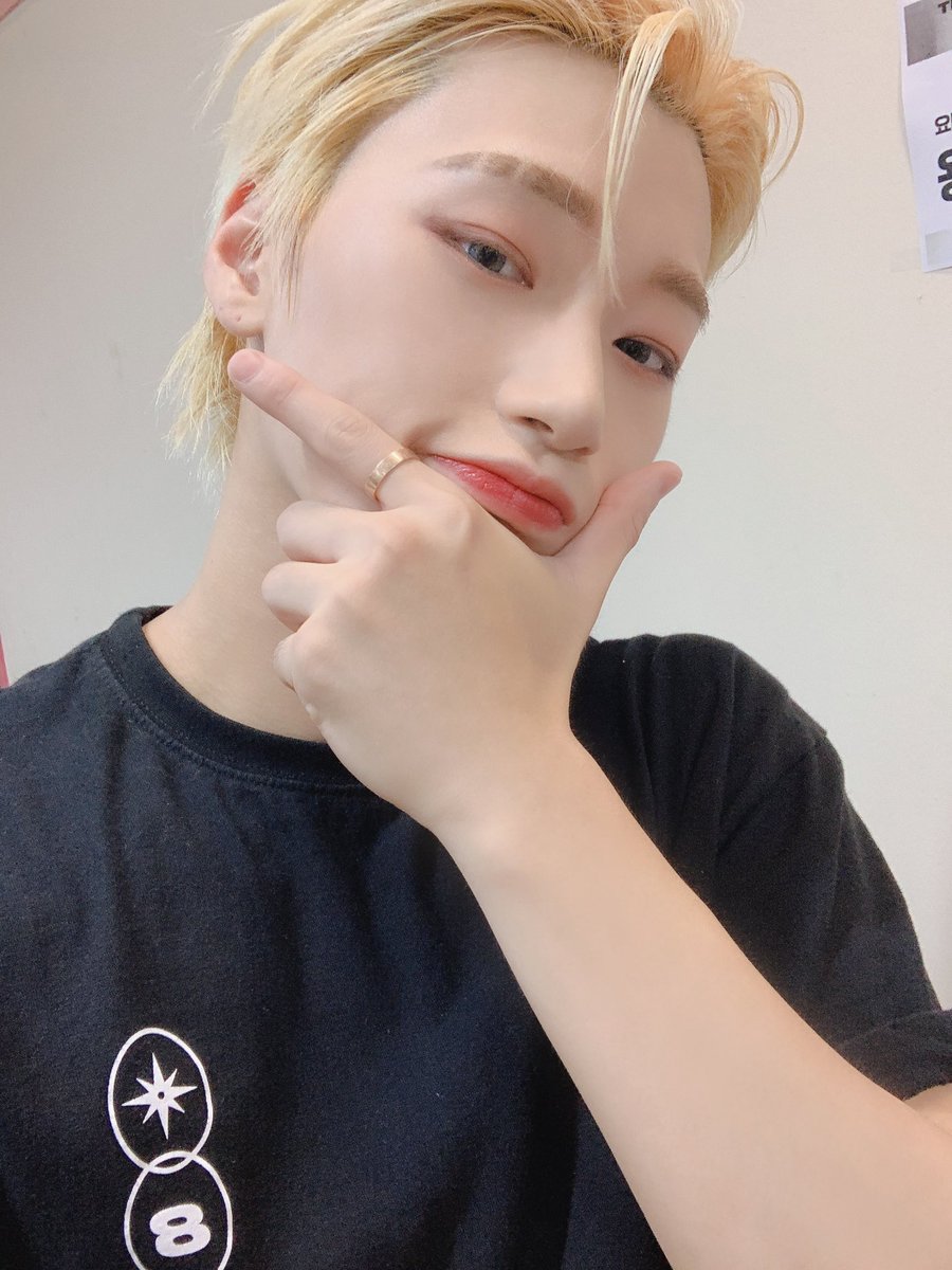 ATEEZofficial tweet picture