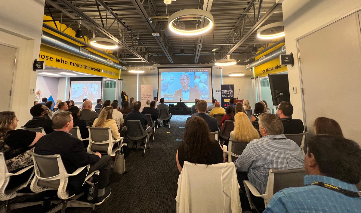 SecuritasESInc's tweet photo. This week Tony Byerly, Global President Securitas Technology & the leadership team kicked off our Roadshow. 🎉 The team will be meeting with colleagues across the globe for an official warm welcome. Our journey together has begun! 🥳 #OneSecuritas #SecuritasTechnology https://t.co/AJiAWif5nc