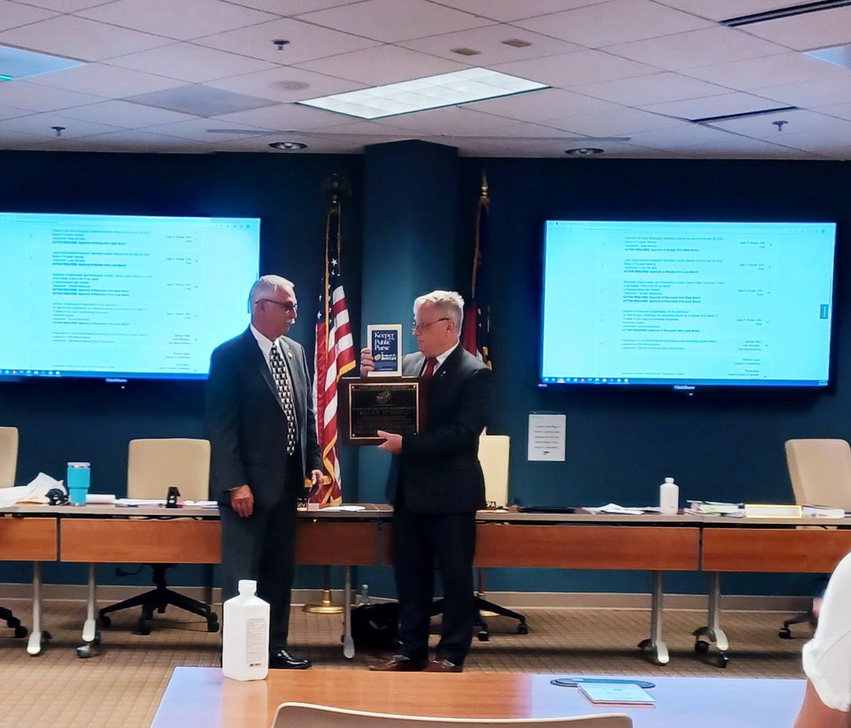 TimOConnell7's tweet image. Retiring NC Rep. Allen McNeill awarded the "Keeper of the Public Purse Award" at LGERS/TSERS Trustee Meeting for service to the board. Award named in honor of past Treasurer Harlan Boyles and book written by Rotary friend, Charles Heatherly. @NCRGEA  @allen_mcneill @NCTreasurer
