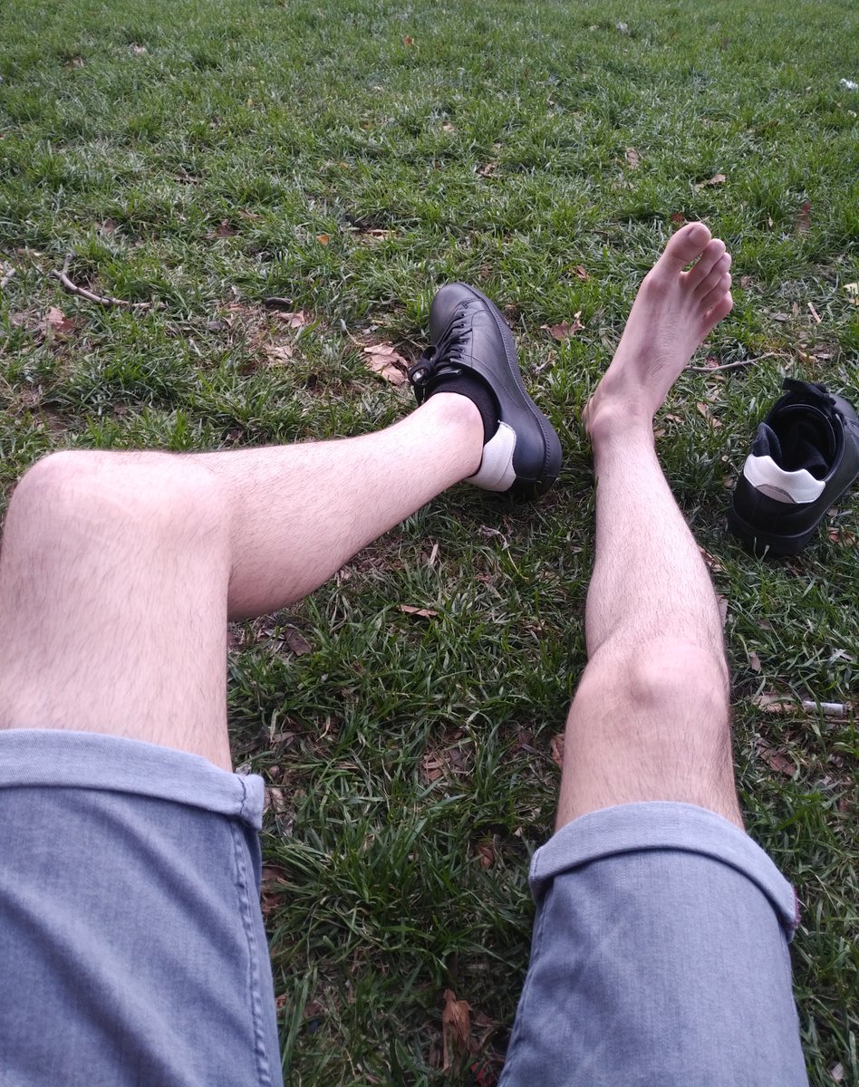 Do I need to remind you your place?🙇‍♂️👑
Who wanna be under these holy feet?😈
Retweet  to get the chance to worship your lords feet😏
#Master #sockslave #socks #slaveplay #slavery #slavedog #feet #footmaster #footslave #kole #ayakkolesi #ayak #ayakfetisi #FOOTFETİSH  #ayakyalama