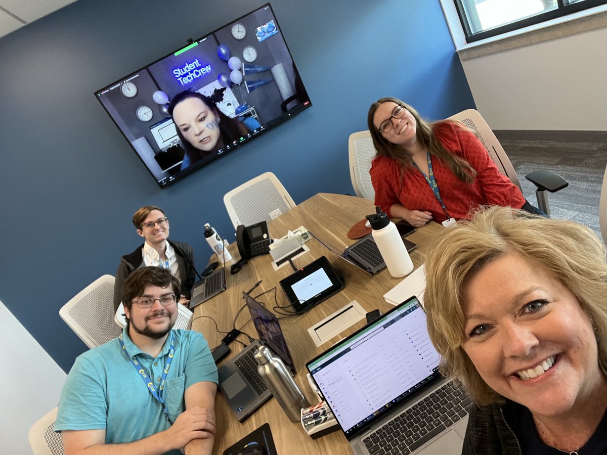 STEMnaut's tweet image. Woohoo! It’s kickoff day with #StudentTechCrew with ⁦@DellTech⁩  We are SO excited here at #TechWorksatCCA