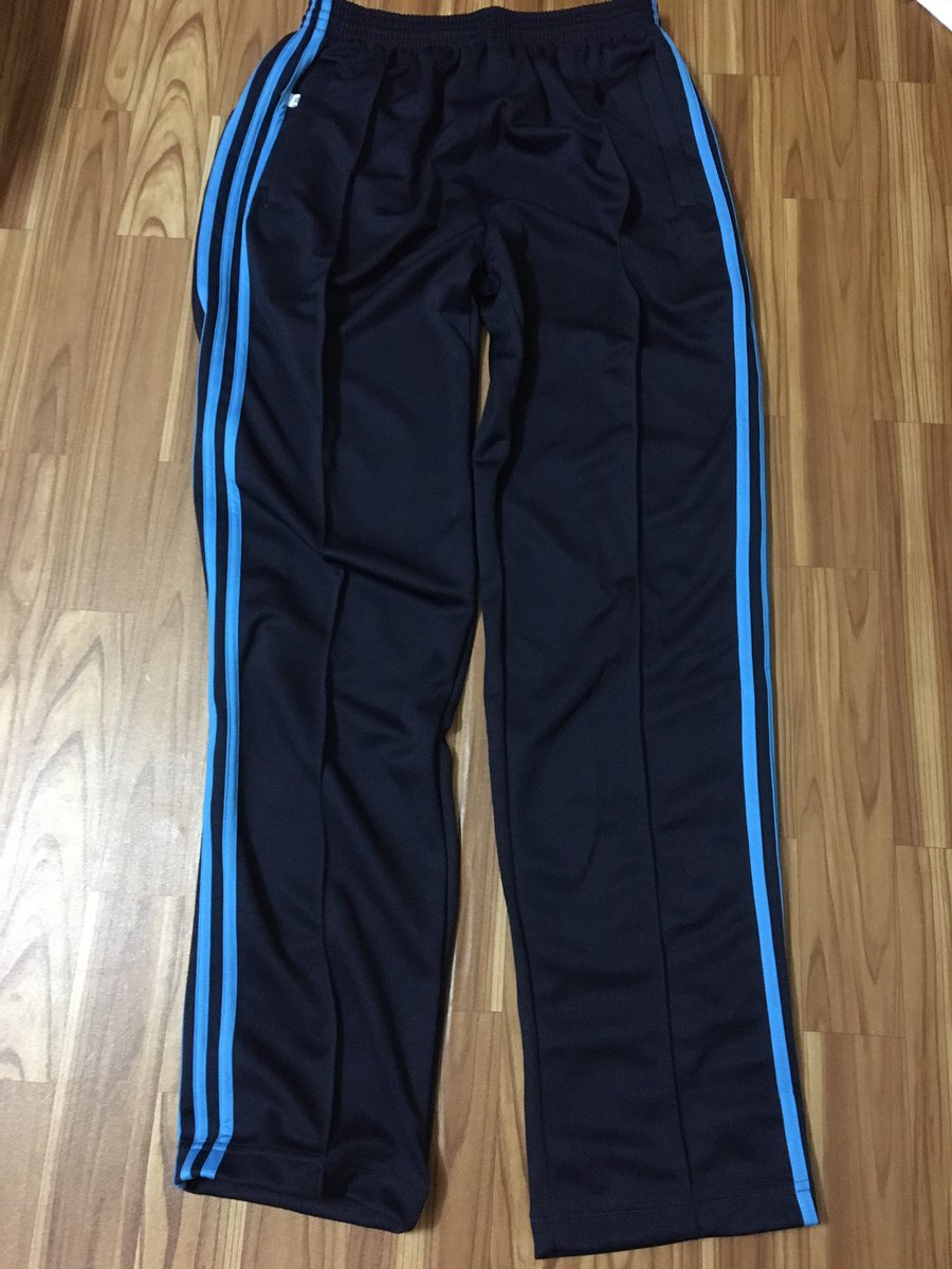 Em1988S's tweet photo. เกงวอร์ม ทหาร 300  บาท https://t.co/VD1MT1u0GL