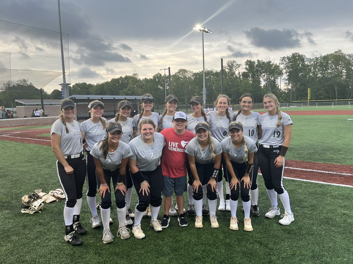 Fury Platinum X-Hutchins (24-25) tweet media