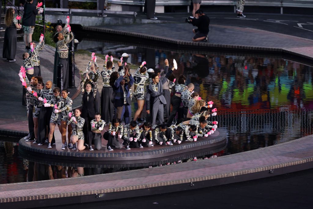 birminghamcg22's tweet photo. Some of the scenes from the beginning of the #B2022 Opening Ceremony๐คฉ
๐โโ๏ธ๐โโ๏ธWhoโs enjoying it so far? https://t.co/kVjcycO1SW