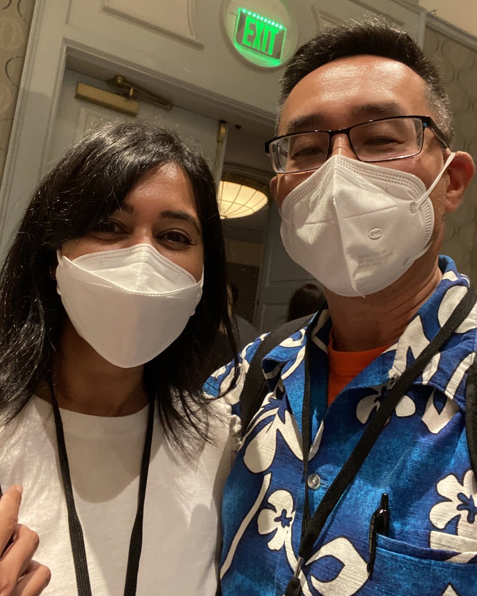 #PHM22 Awesome to run into <a href="/nehashahmdmph/">Neha Shah</a> <a href="/PHMFellowships/">PHM Fellowships</a> PD icon!!
