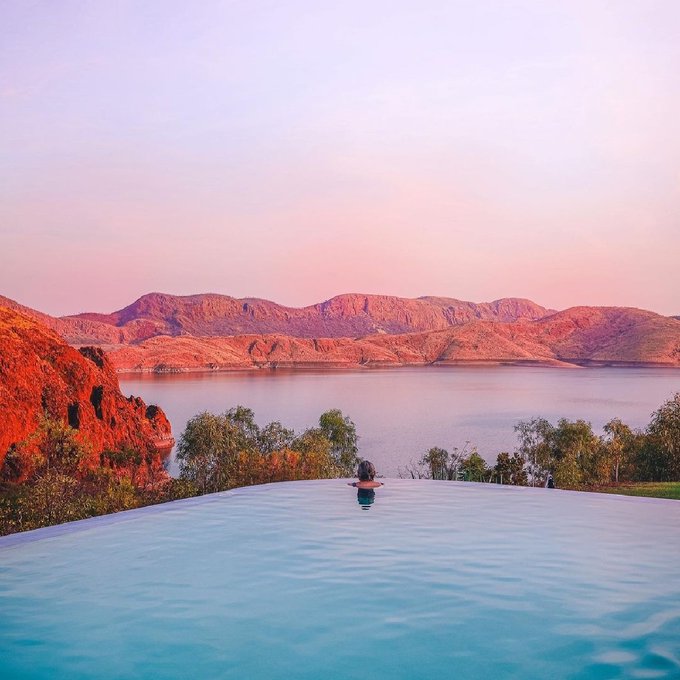 Watch Australia's leaked NSFW photo on TwXstars