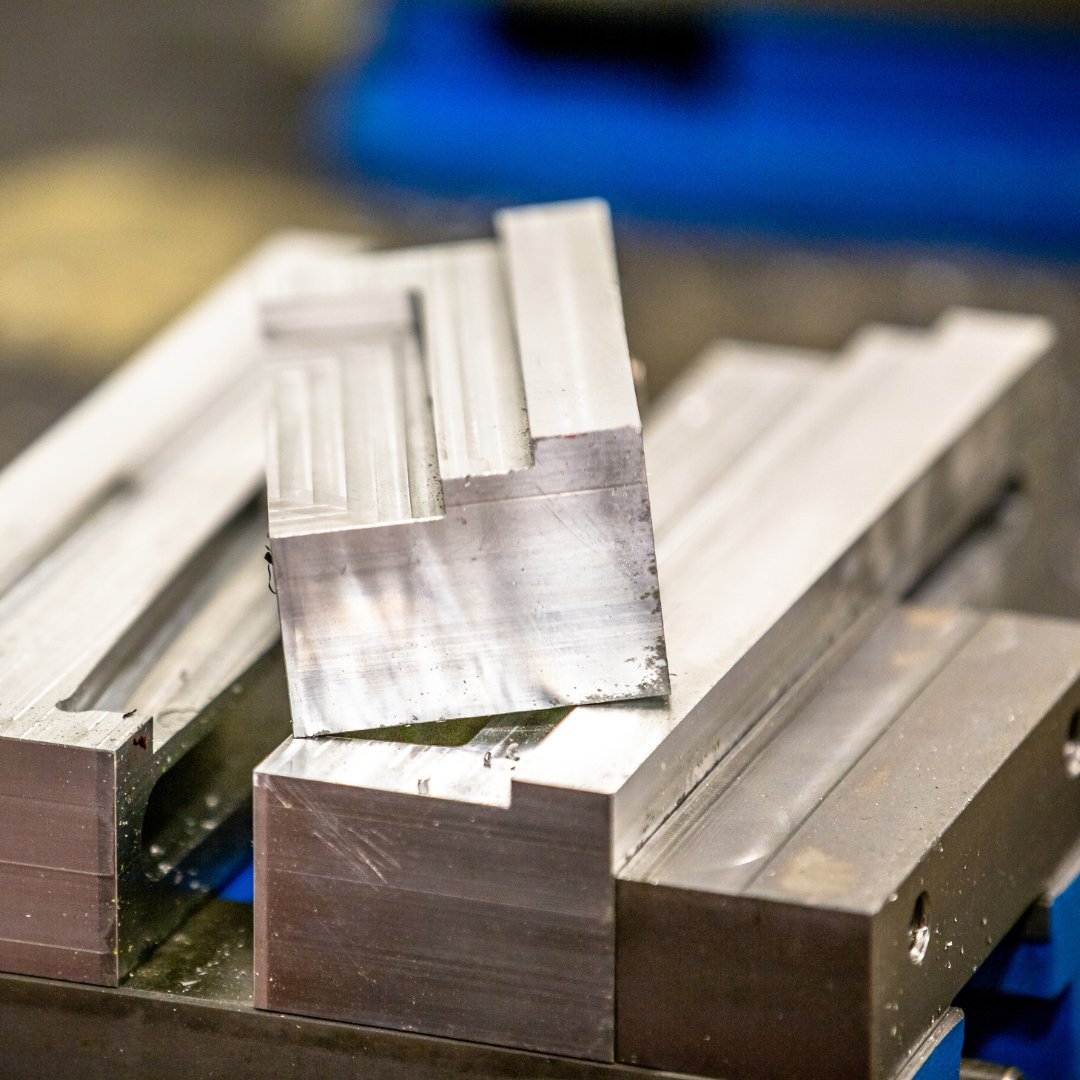 No material is too large or too small for our expert staff. We have the knowledge and tools to work with a variety of materials like:
Plastics
Soft metals
Composites
Titanium
Beryllium copper
Non-Metalic

See how we can help with your next project.

micorind.com/capabilities/m…