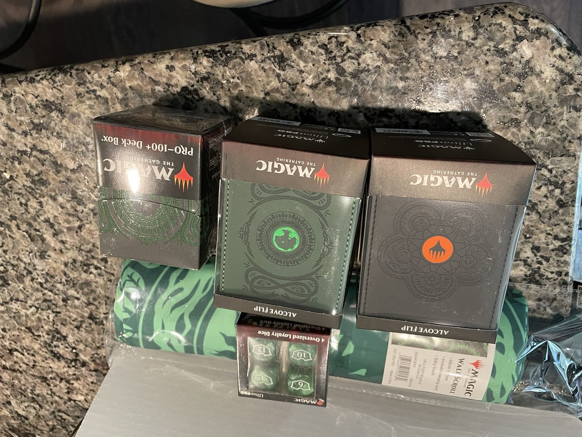AliEldrazi's tweet photo. Giveaway!

@UltraProIntl was kind enough to ship me this sweet green mage package. I’ll be keeping the green box (fav color in Magic) but will giveaway the 5 color black box + everything else. Use code DEGEN to save 5% on all orders. 
#sponsored 
✨Retweet &amp; follow to enter✨ https://t.co/U2ZpX4WTAE