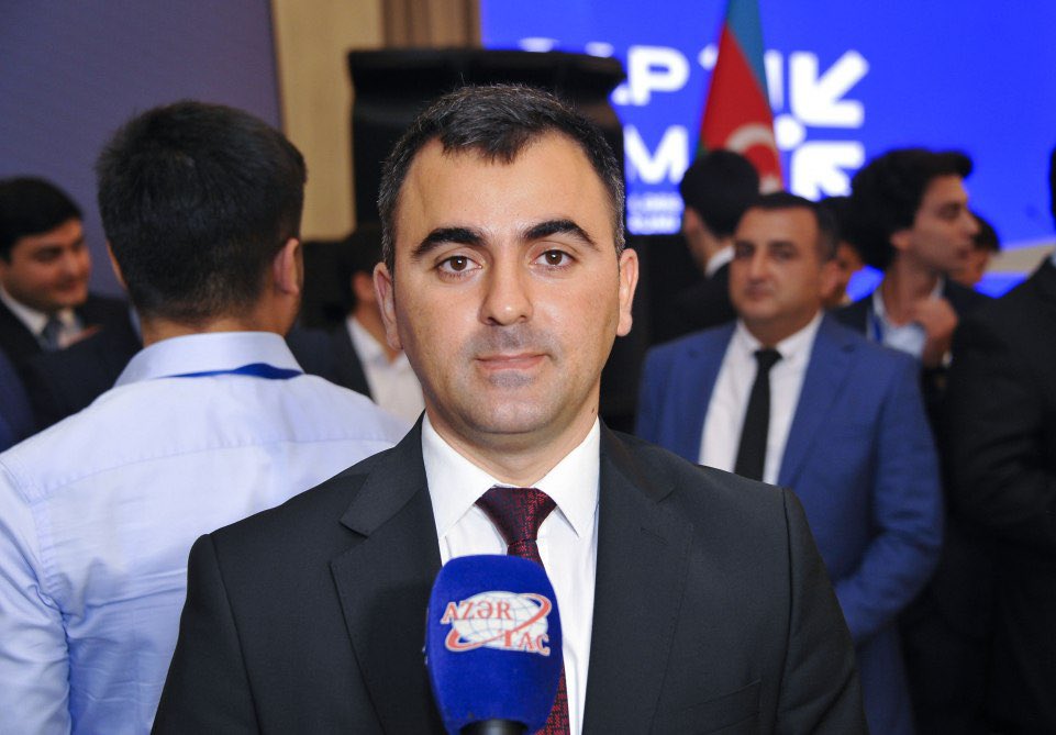 ShRahmanli's tweet image. #ASAPFORUM’un açılışında @azertac’a  forumun işi ilə bağlı müsahibə verdim tədbirin gedişinə uğurlar arzu etdim. 

İnanırıq ki, gənclərimiz dövlətimizin daha da inkişafına öz töhfələrini verəcəklər. Xüsusən də Qarabağın dirçəlişi işində daha fəal çalışacaqlar”
#Azerbaijan