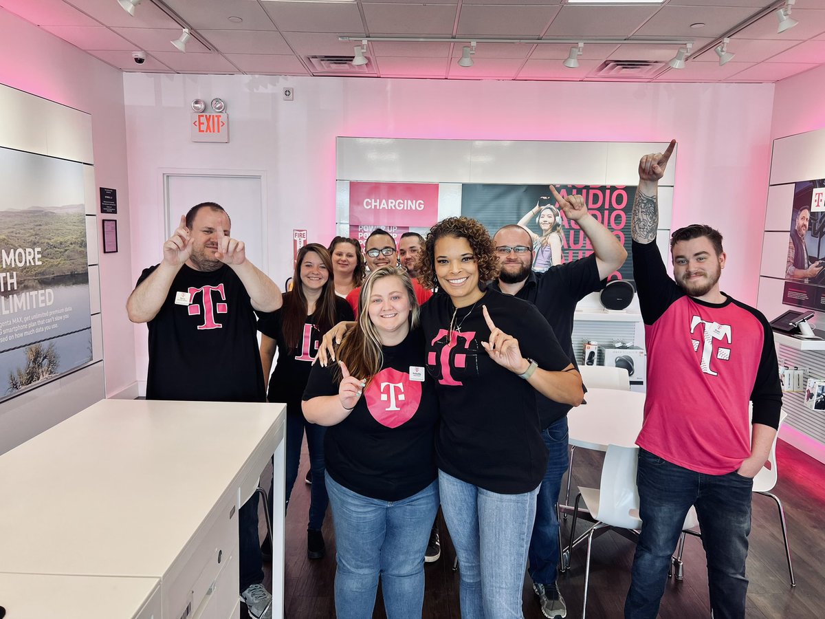 Thelma &amp; Louise Store Visits in #SCAL. Excited for @GPMobileTPR Prattville store!! #SMRA #ALAces♠️ #GoGrowWin