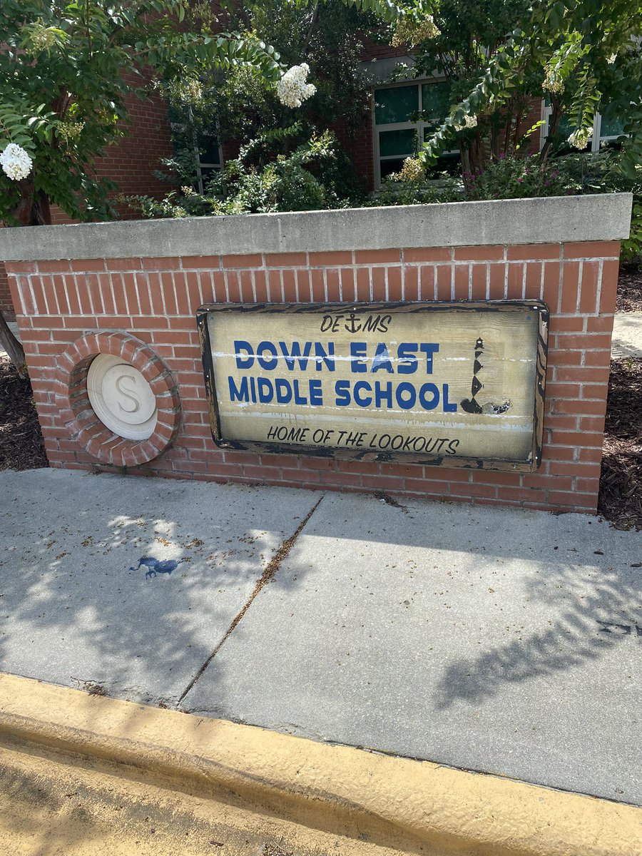 Chris_Davis_20's tweet photo. It was a great day with @jay_westbrook visiting all the @CarteretEast feeder schools. We are getting pumped for the new school year. https://t.co/3hAKSUrGZM