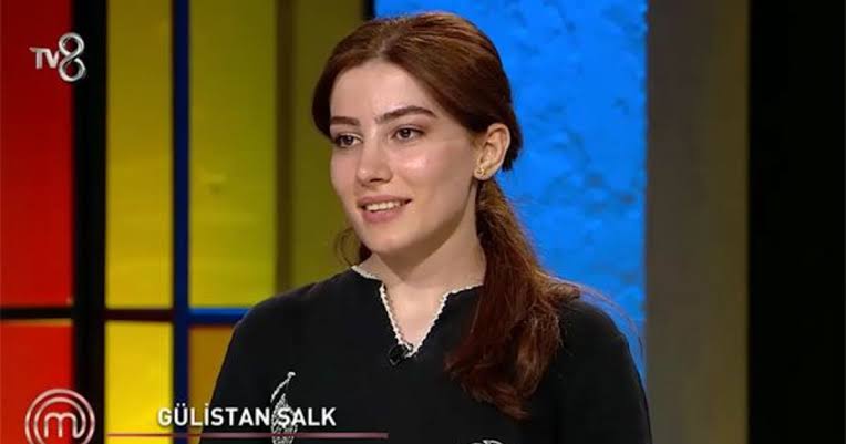 Masterchefteki Gülistan adlı kızın arkadaşlarına hak verdim bugün , sana ne yapsalar sen haketmişsindir ...
#MasterChef2022 
#masterchefturkiye2022
