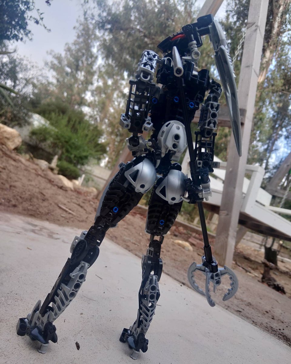KyriiMocs's tweet photo. Roodaka [Repost from my instagram]
-
-
#lego #moc #bionicle #oc #technic #toa #afol #herofactory #legomoc #legobionicle #legooc #bioniclemoc #herofactorymoc #bionicleselfmoc
#selfmoc #biogram #biovival #14b2020 #roodaka https://t.co/S1IyfkzOwP
