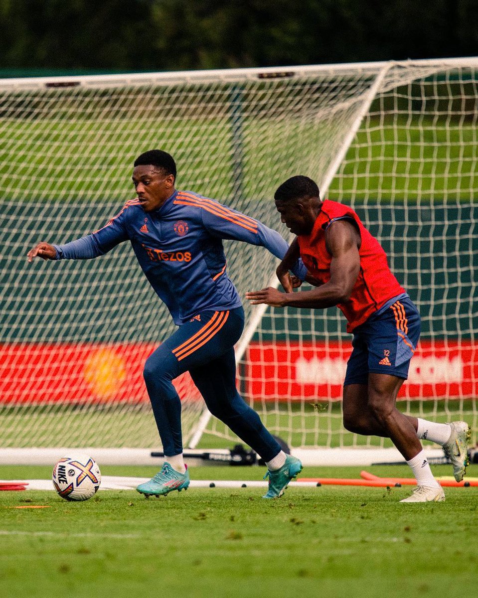 TyrellMalaciia's tweet photo. Hard work at Carrington 💪🏾 https://t.co/MIyFS3lUBk
