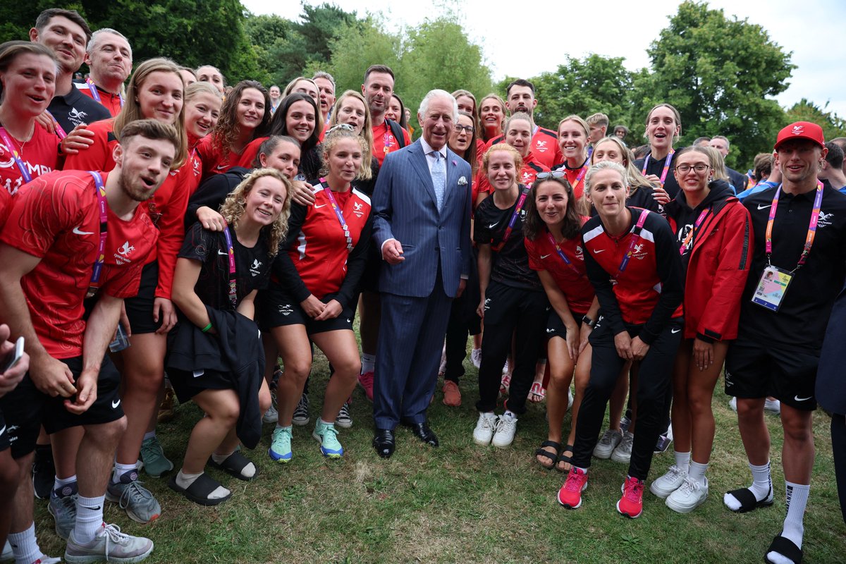👋Hello Birmingham!

The Prince of Wales has arrived in Birmingham ahead of the <a href="/birminghamcg22/">Birmingham 2022</a> Opening Ceremony tonight.

HRH had the chance to meet competitors, their support teams and volunteers at the Athletes Village - hope that you all have a successful Games!