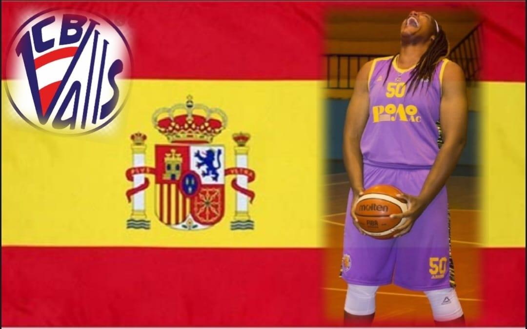 jahact80's tweet photo. 🚨 It's  Official 🚨   Delmonica @DelmonicaLady and I would like to congratule our daughter Jordan @tooblue_50 on her signing with C.B. Valls basketball club 🇪🇸. We are so excited about her next opportunity in Valls, Spain. #BangBang

#TeamHawkins #InterperformanceAgency #CBValls https://t.co/v20XudFMBD