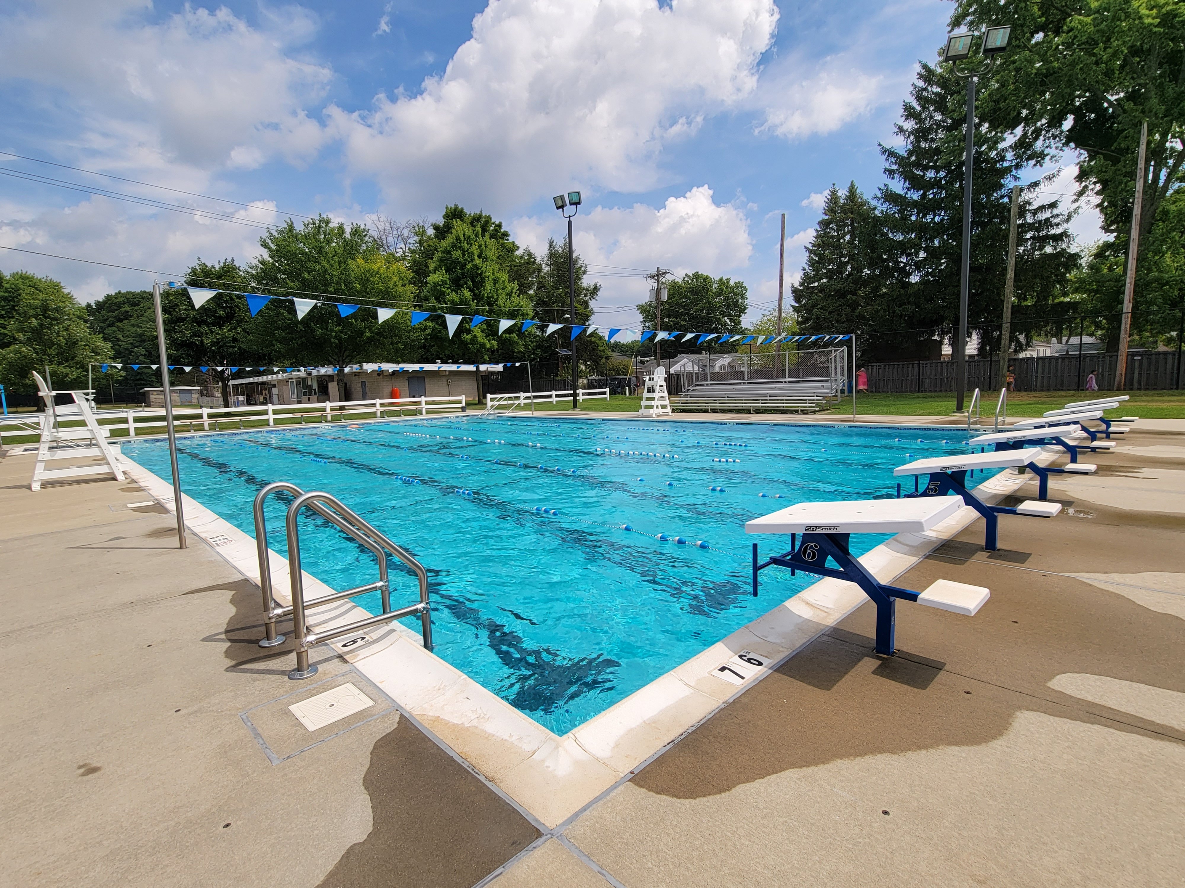 Middlesex Community Pool (MiddlesexPool) / Twitter