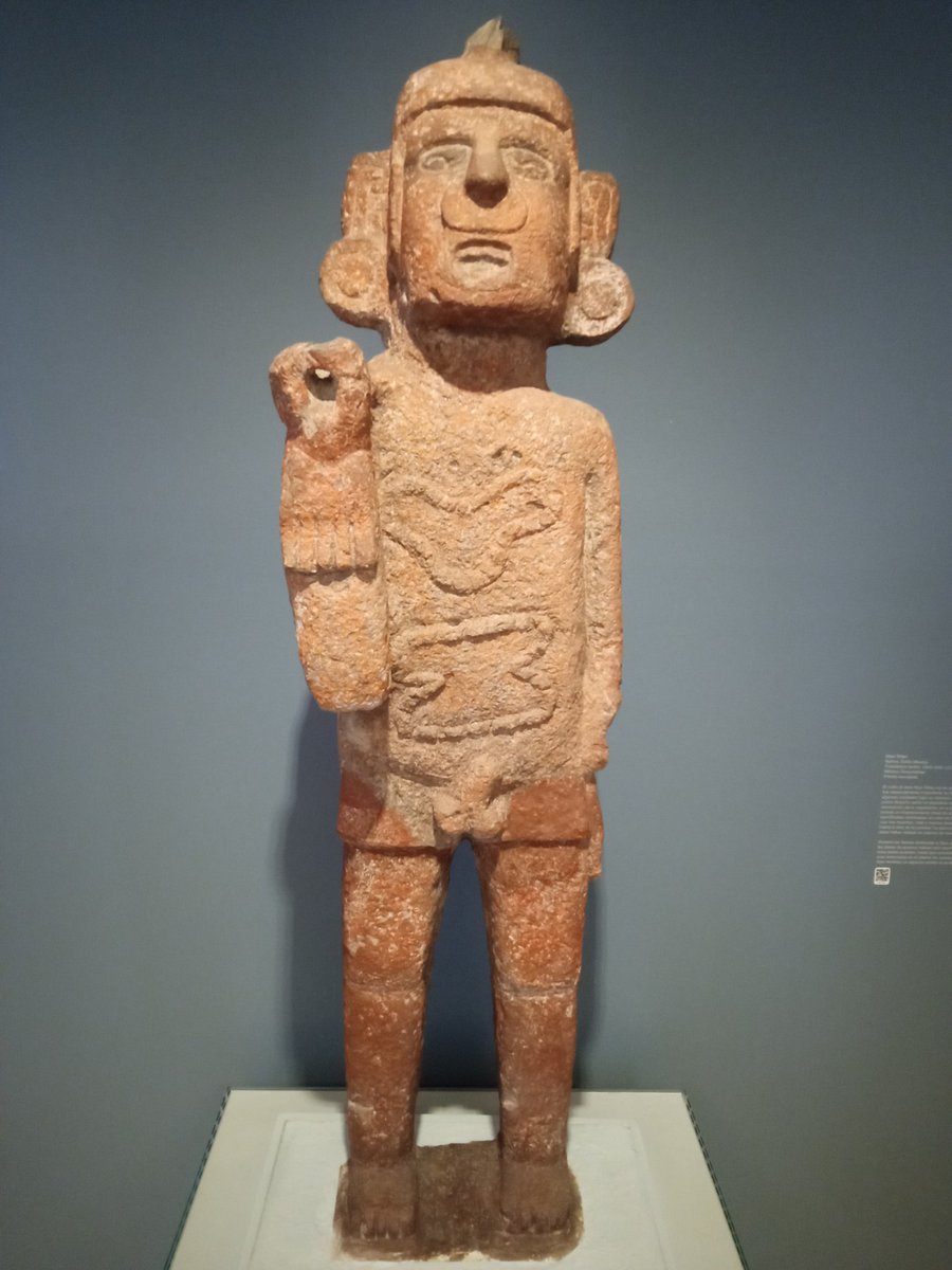 luisricardo_com's tweet photo. St Bartholomew by Damien Hirst, in London. / Xipe Totec, Aztec sculpture in Amparo Museum, Puebla. Both wearing their skin. https://t.co/pXiz44xS9R