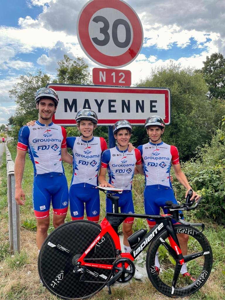 Quatre membres de notre Programme Juniors sont actuellement en stage en Mayenne (et à Mayenne) !