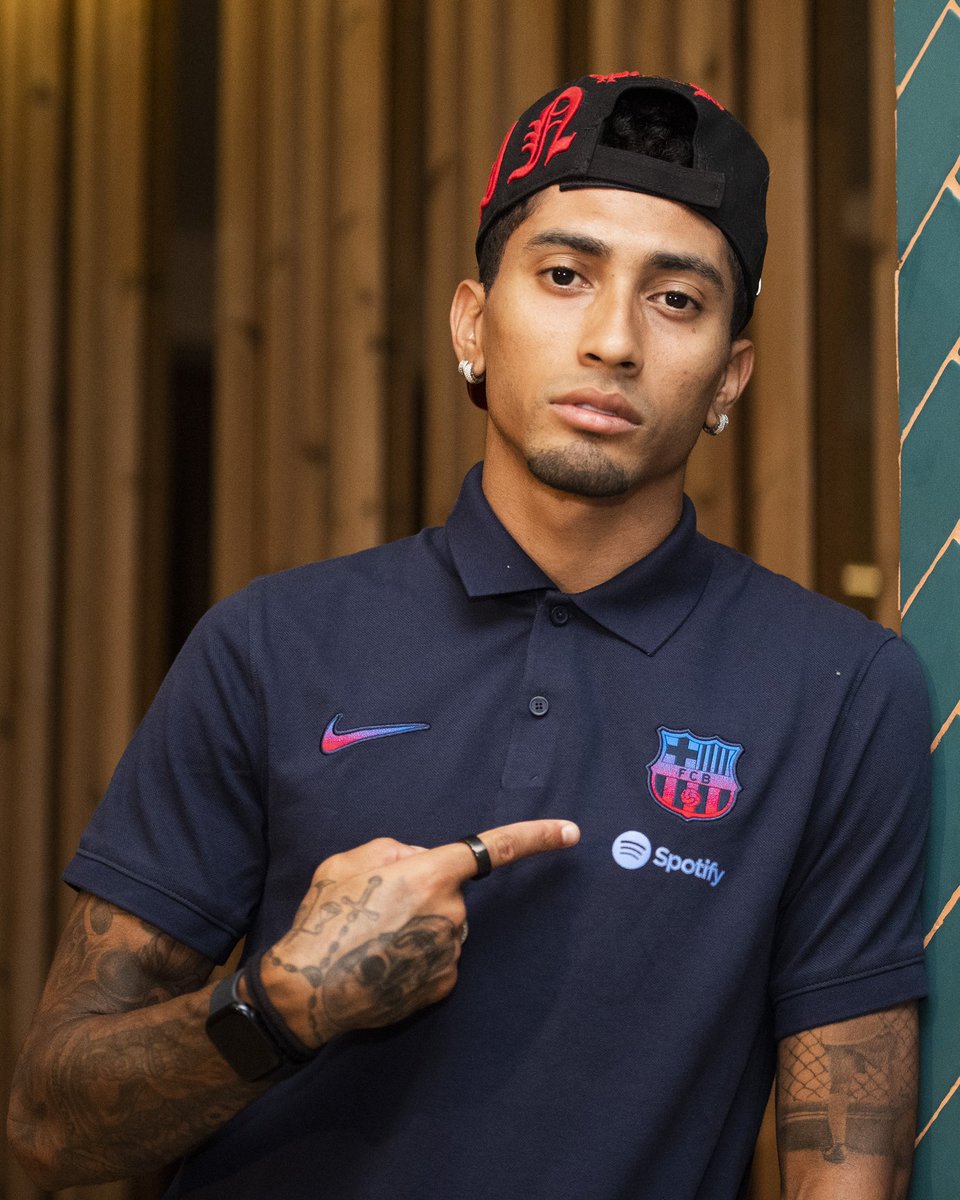 ActuFoot_'s tweet photo. ✅ Robert Lewandowski 🇵🇱
✅ Franck Kessié 🇨🇮
✅ Andreas Christhensen 🇩🇰
✅ Raphinha 🇧🇷
✅ Ousmane Dembélé (prolongation) 🇫🇷 
✅ Jules Koundé 🇫🇷

Le mercato que réalise le Barça est IN-CRO-YABLE ! 🤯 https://t.co/3C91gsZNMj