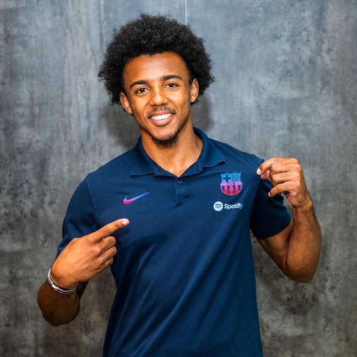 El FC Barcelona a hecho oficial la contratación del defensa Francés Jules Kounde. 🔥🟣🔴🔵

¡¡QUE VERANO DE FICHAJES PARÁ EL CUADRÓ BLAUGRANA!!
.
.
#golchapin #España