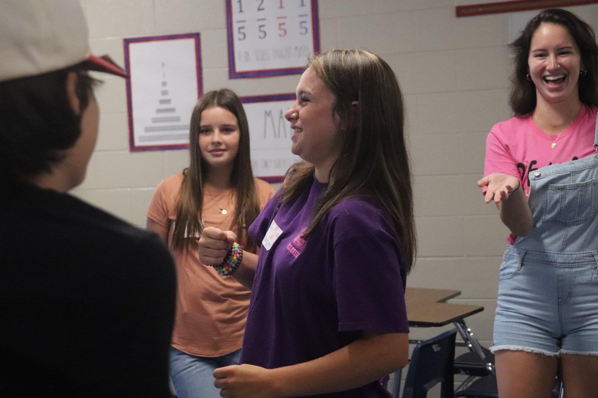 Lugoff-Elgin High (@lehsdemons) on Twitter photo Thanks to our Link Leaders who welcomed the Class of 2026 this morning! We look forward to having all of our Demons back on campus soon! <a href="/kcsdschools/">KCSD Schools</a> Thanks to our Link Leaders who welcomed the Class of 2026 this morning! We look forward to having all of our Demons back on campus soon! <a href="/kcsdschools/">KCSD Schools</a>