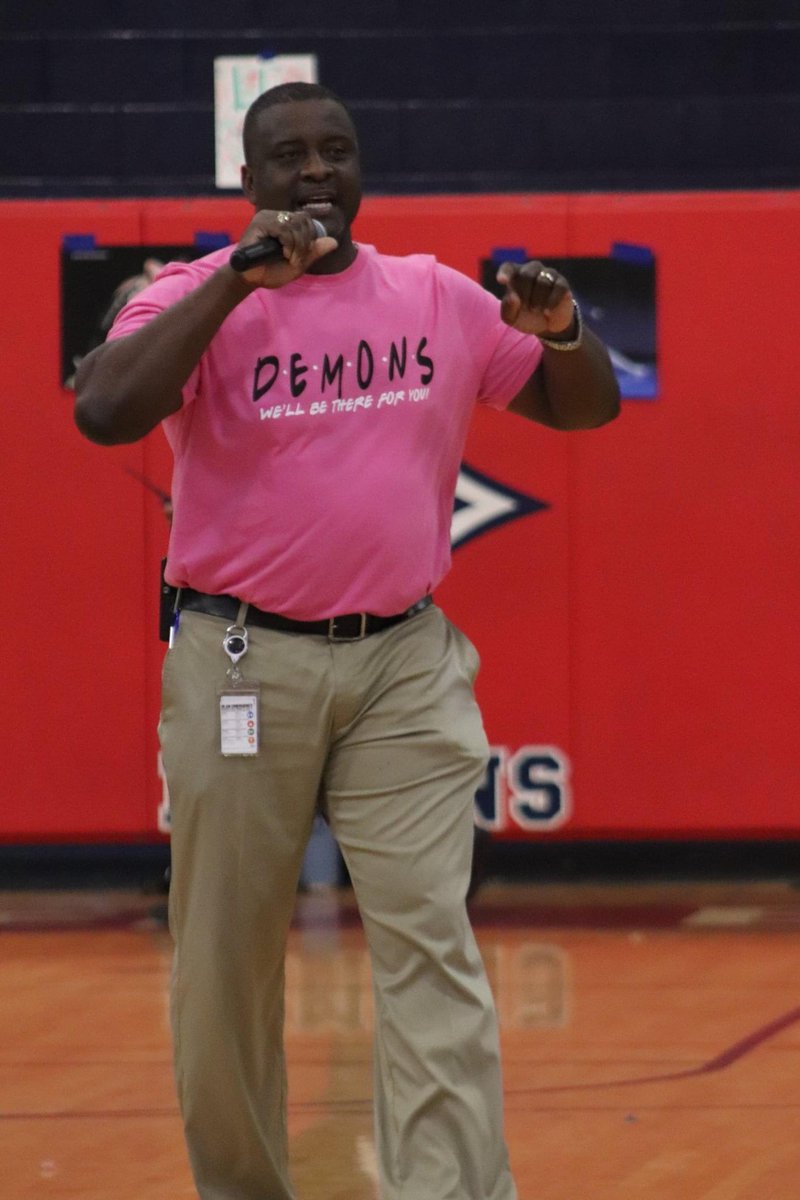 Lugoff-Elgin High tweet media