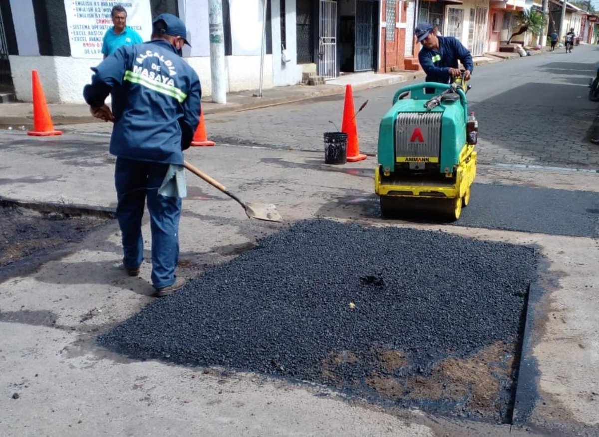 Plomo19792's tweet photo. #Nicaragua

Alcaldía de Masaya realiza bacheo asfáltico de diferentes calles.

#4319FuerzaDeVictorias

@lavozsandinista @VivaNicaragua13 @el19digital @Canal2Nicaragua @INIFOM2021 @nuevaya https://t.co/ZPhsLQgJL1