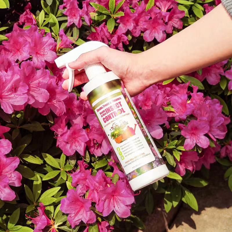 The gorgeous thing about EcoVenger Garden insect Control, it fits in perfectly with your daily plant activities and needs! #EcoVenger #EcoRaider #garden #gardening #pestcontrol #diy #allnatural #nontoxicliving #nontoxic #childsafe #petfriendly