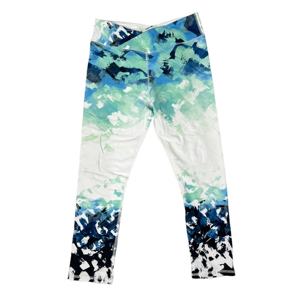 CherishMeCreat's tweet photo. So good I had to share! Check out all the items I'm loving on @Poshmarkapp from @OnlineFabulous #poshmark #fashion #style #shopmycloset #fabletics #fadedglory #fstepka: https://t.co/M0Nl2rjZZv https://t.co/aQtqyvGZIU