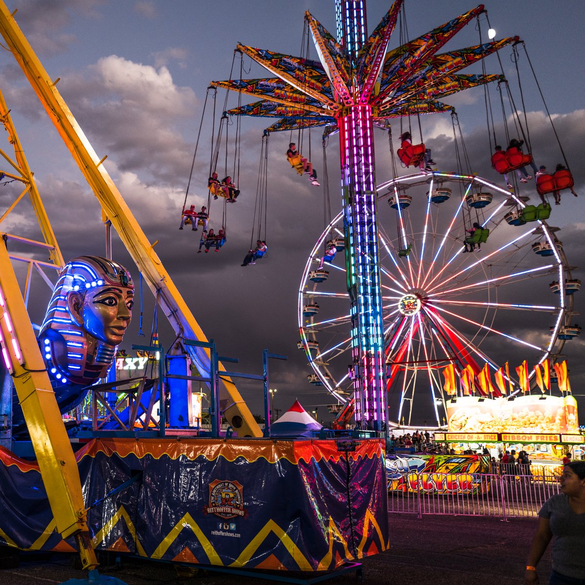 NMStateFair's tweet photo. 🎡Just wanted to brighten up your feed a bit.
📷 @tetsuro76 #NMSF #NewMexicoStateFair #FairFanatic #NewMexicoTrue #LandofEnchantment #NewMexicoLife https://t.co/WxxyXVE46k