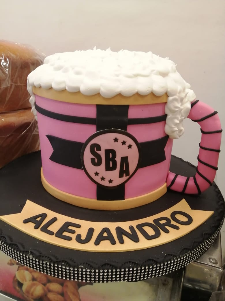 Alejandro04084's tweet image. Cómo no amarte, SPORT BOYS, me has dado tanto, alegrías insuperables, llantos, mi familia, mi hijo, tus colores los llevo en mi pecho
#Los95DelSportBoys