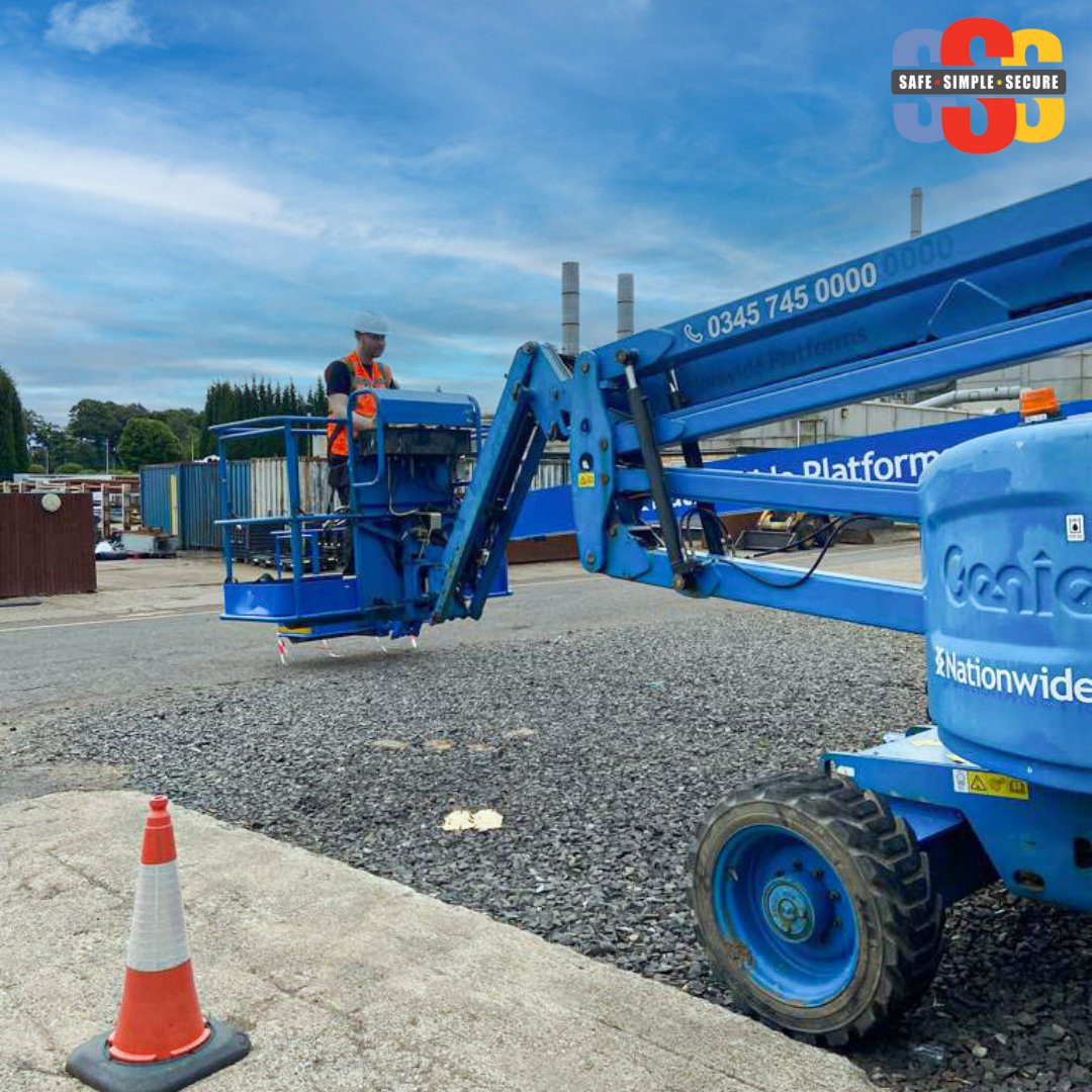 SafeSimpleSec's tweet image. Safe Simple Secure In Action! 🚨 🛠 

The Safe Simple Secure team have been busy visiting some of our local commercial clients in Edinburgh, installing their brand-new CCTV systems. Check it out! 

#SafeSimpleSecure #CCTVSystem #Commercial