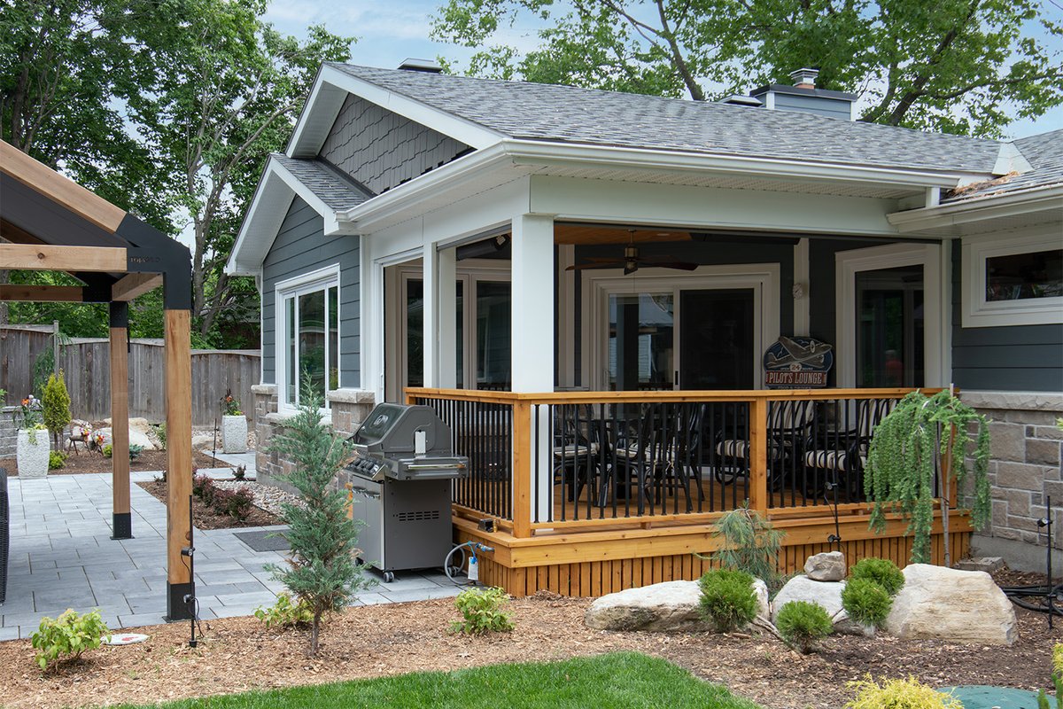There’s no better place to enjoy this summer weather than in this newly renovated backyard oasis. The backyard landscaping was the finishing touch to Project: Ceiling and Visibility Unlimited.
#Backyards #Landscaping #Patio  #ExteroirRenovations #LoveWhereYouLive #Lagois