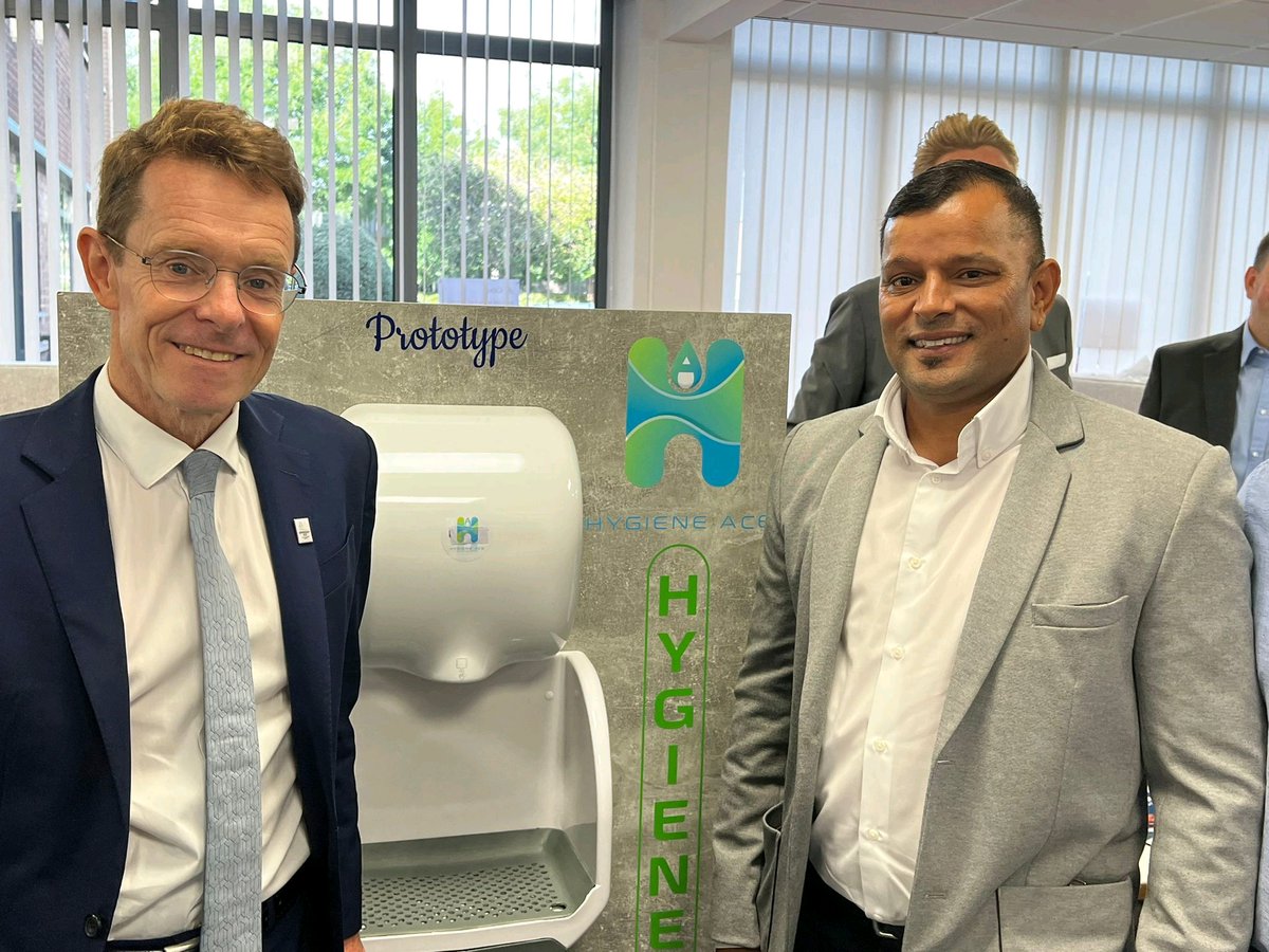 MojeSolutions's tweet photo. What a fantastic time we had yesterday with the Mayor of West Midlands, @andy4wm and others at the British Manufacturing exhibition by @CroweUK.

Our product, Hygiene Ace is here to change the face of hygiene in the UK forever!💪🏼

#britishmanufacturingshowcase
#hygiene
#health https://t.co/77KCqAy2Zv