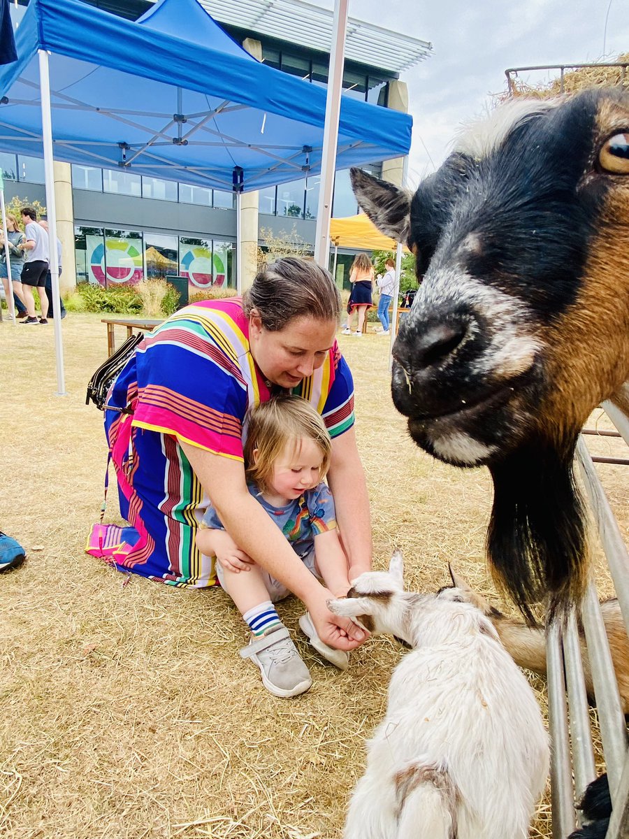 OxfordBusinessPark (@oxford_park) on Twitter photo Family Farm Day! We had a day of cuddles and feeding the baby animals at our Family ‘Farm on the Park’ event today. Our customers got to bring their families too. We love our <a href="/oxford_park/">OxfordBusinessPark</a> Community!! #FarmLife #FunAtWork #OxfordsKnowledgeQuarter Family Farm Day! We had a day of cuddles and feeding the baby animals at our Family ‘Farm on the Park’ event today. Our customers got to bring their families too. We love our <a href="/oxford_park/">OxfordBusinessPark</a> Community!! #FarmLife #FunAtWork #OxfordsKnowledgeQuarter
