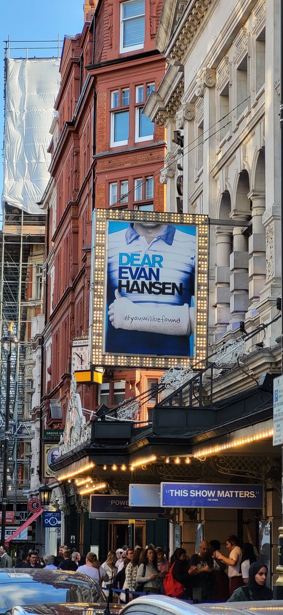 Finally! 
I'll just sit back while they run the show...
Hope that is good for you!
<a href="/DearEvanHansen/">Dear Evan Hansen</a>