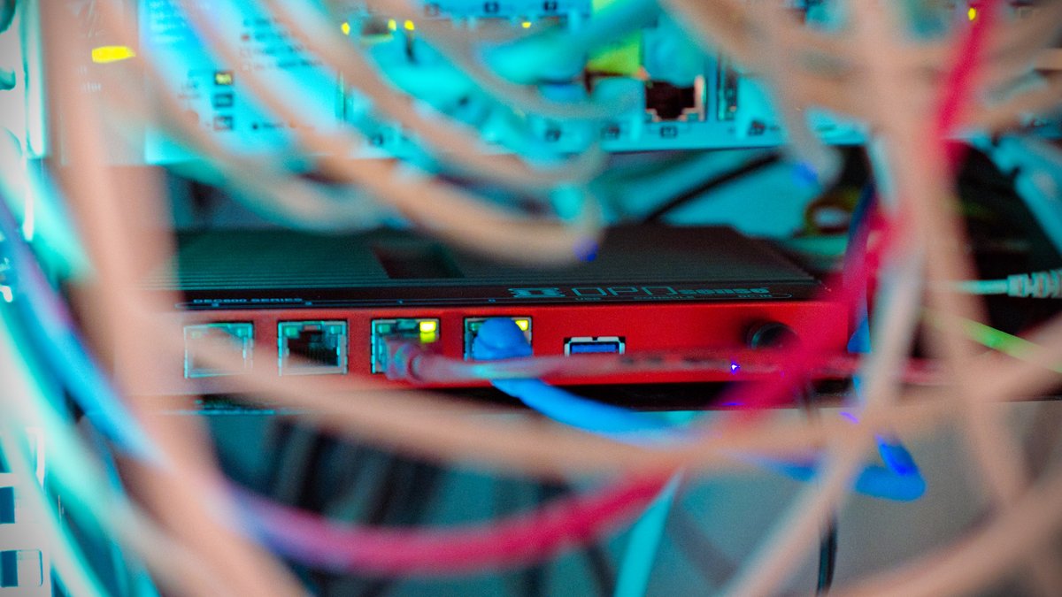 After our old sponsored OPNsense DEC630 firewall broke down, we received a brand new DEC695 as a replacement and we're happier than ever to have back our routing, DHCP, RFC 2136 DynDNS, WireGuard VPN and internal DNS service. Thanks @OPNsense!