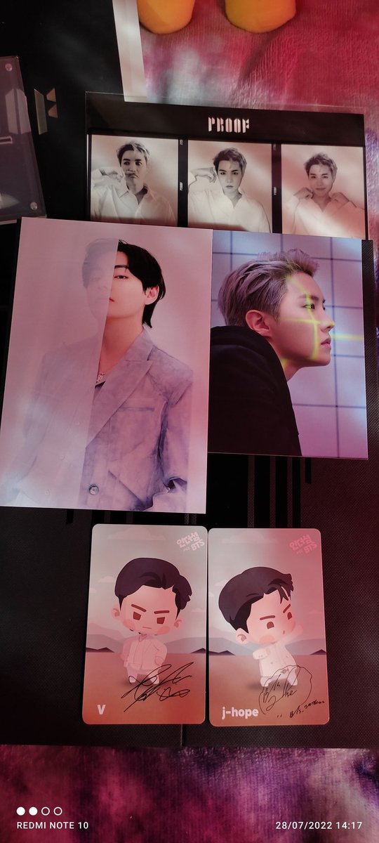 porotiitaaa's tweet image. AYUDAAAAAA!! LLEGARON MIS PROOF!!! 
SI ESTO NO ES UNA SEÑAL DE QUE MI #VHOPE ES THE RIAL NO SE QUE SERÁ 😭
AMOOO! ❤️💚 HASTA EN LAS FOTOS DEL JUEGO ME SALIO EL VHOPE 🥹🔥😈 
SON TAN HERMOSOS 💕 
#Proofset #HOSEOK #TAEHYUNG #IntheSEOM #Vope #vhope