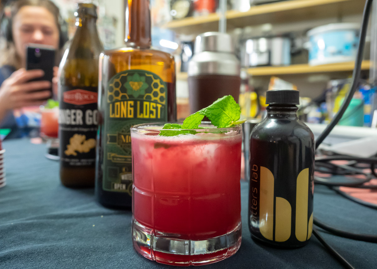 Reunited! After more than two years, there are new Crafty Beer Girls podcast episodes available! Find out what we've up to and what we've been drinking to stay sane these days.
redrockbrewing.com/.../crafty-bee…
Thanks to @MikeTheJanitor for recording and editing this fine podcast.🍻