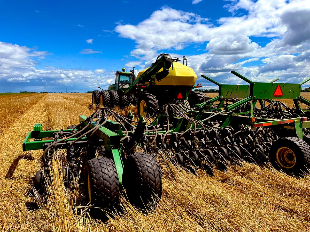 Just another picture of the air drill but its always enjoyable to get out and seed cover crops after and early harvested crop. #Notill #Covercrops #Soilhealth #regenerativeagriculture